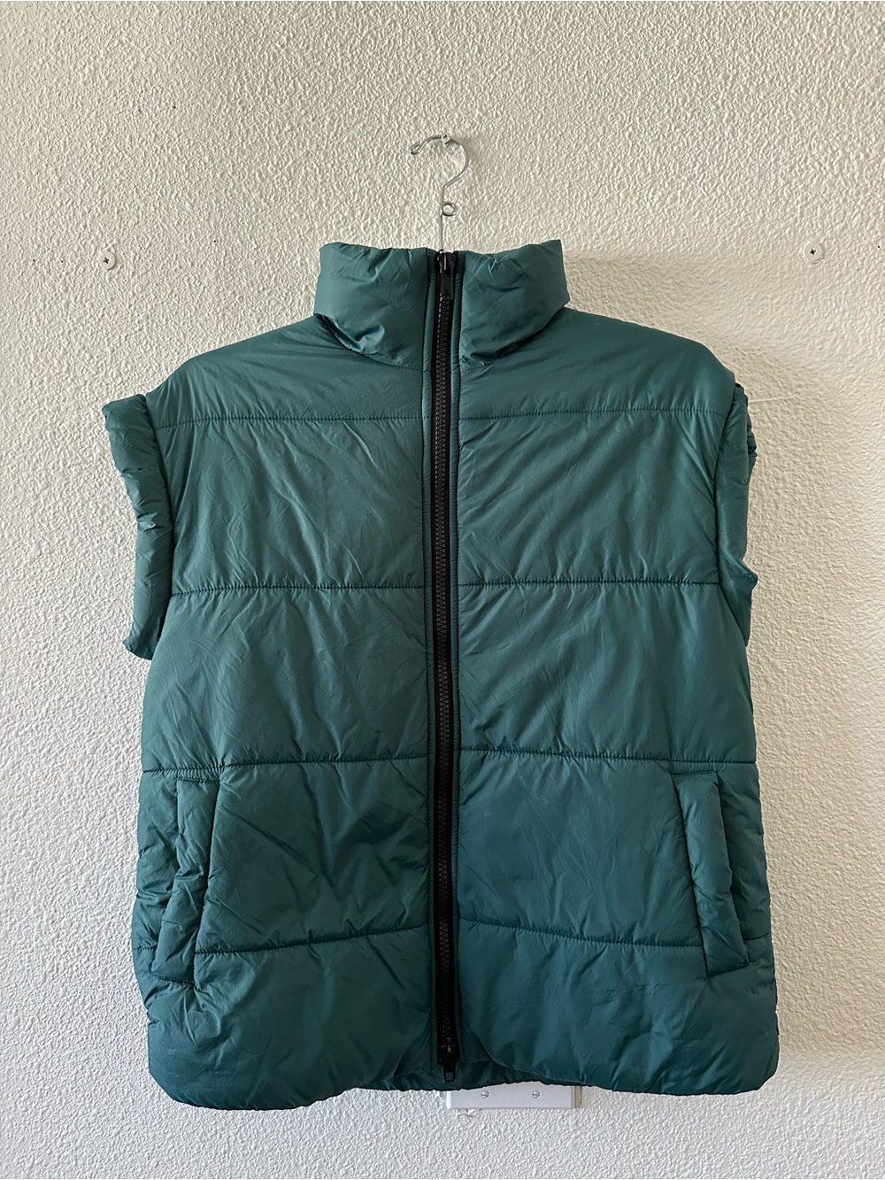 Kittenish Teal Quilted Sleeveless Puffer Vest